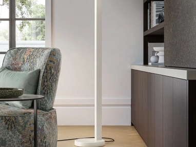 Lampada da terra in metallo laccato Ela di Le Comfort