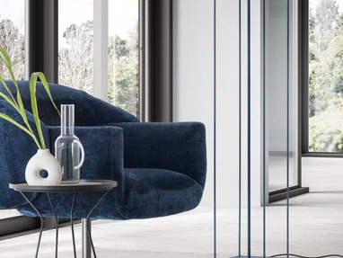 Lampada da terra Link in metallo laccato di Le Comfort