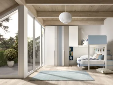 Camera con soppalco Room 163 con armadio dalle ante personalizzabili di Zg Mobili