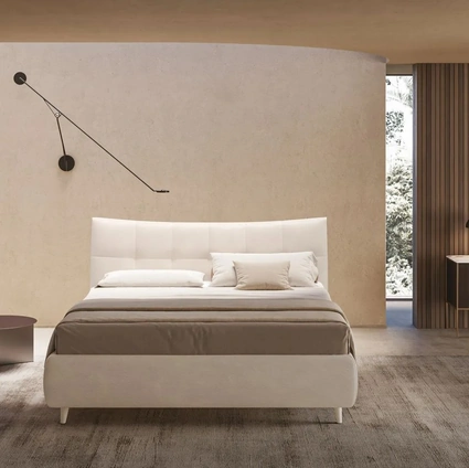 Letto con testiera capitonné Allison di Ergogreen