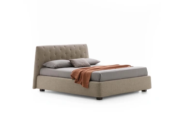 Letto matrimoniale con testiera Atrium di Le Comfort