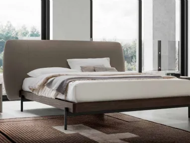 Letto con testiera in tessuto imbottito Bali di SantaLucia