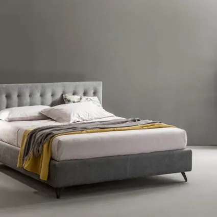 Letto matrimoniale imbottito con testiera trapuntata Aster di Bside