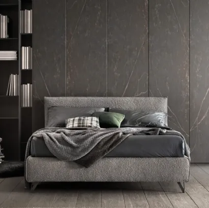 Letto con struttura in legno imbottita e rivestita in tessuto Good di Bside