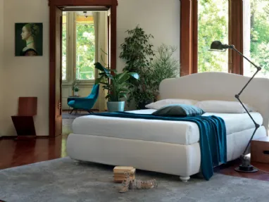 Letto con testiera sagomata e box contenitore Camilla di Ergogreen