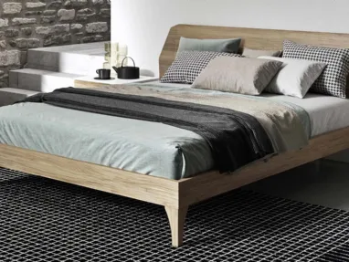 Letto in legno con testiera Coloniale di Mab