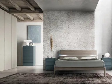 Letto matrimoniale finitura Matwood Grey con testiera Grecale di SantaLucia