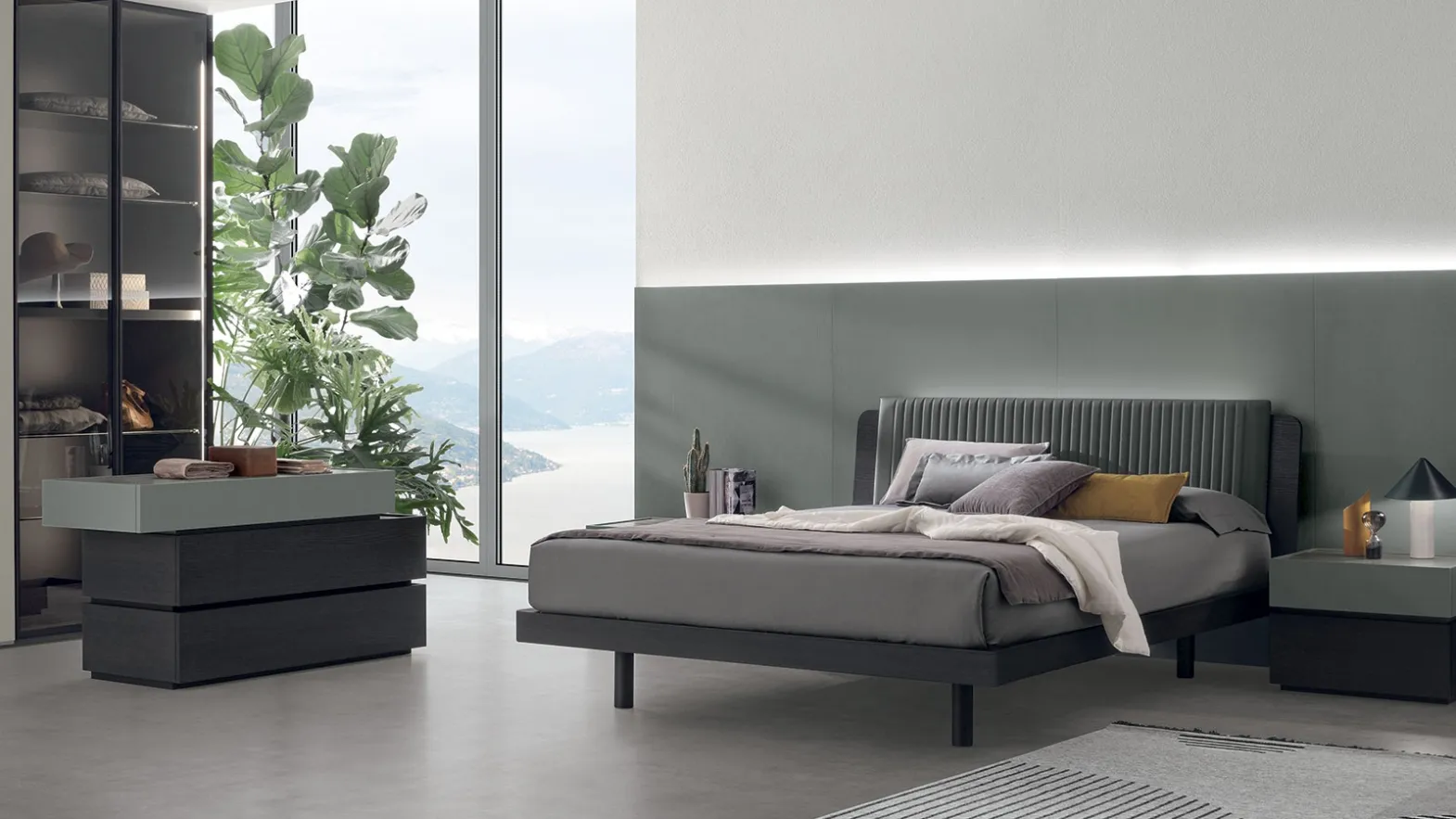 Letto con testiera rivestita in ecopelle Roxy di Tomasella