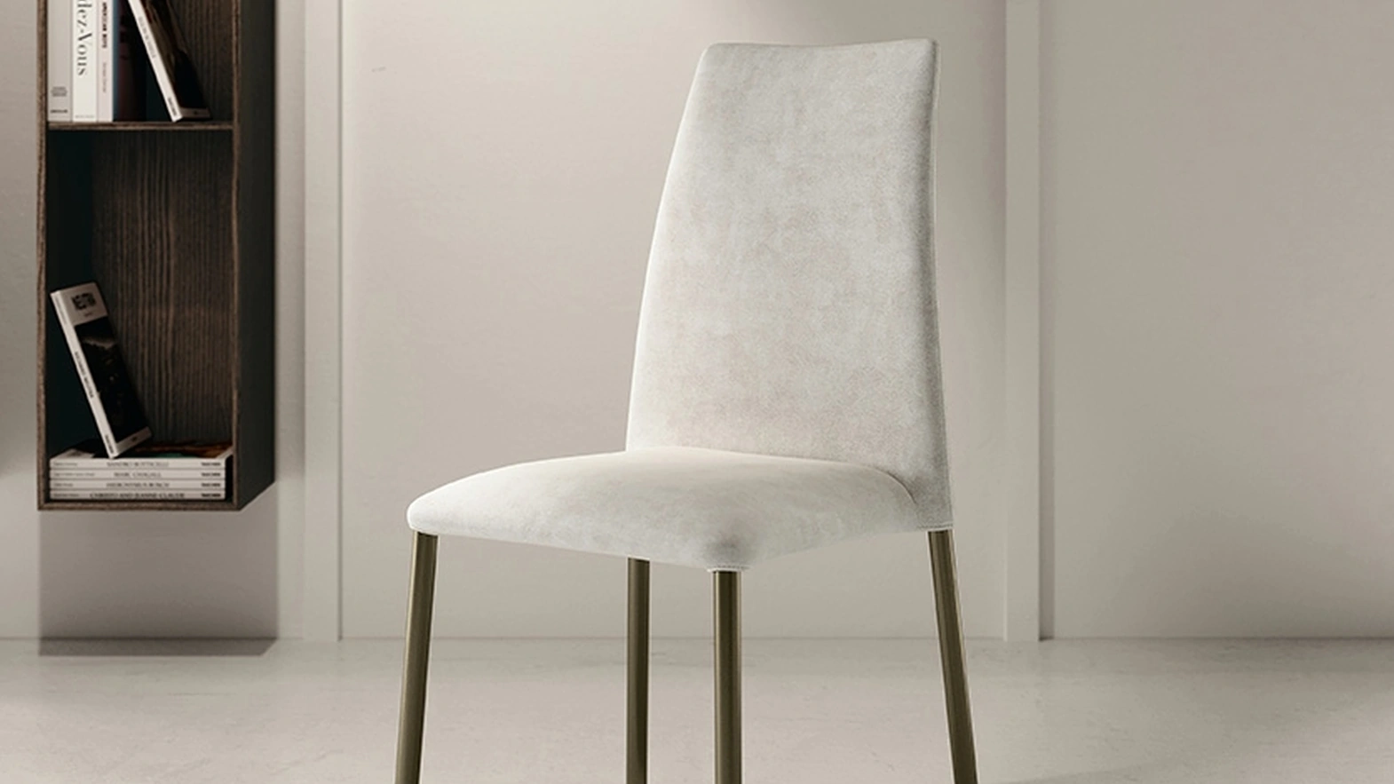 Sedia Cherry rivestita in ecopelle di Ingenia