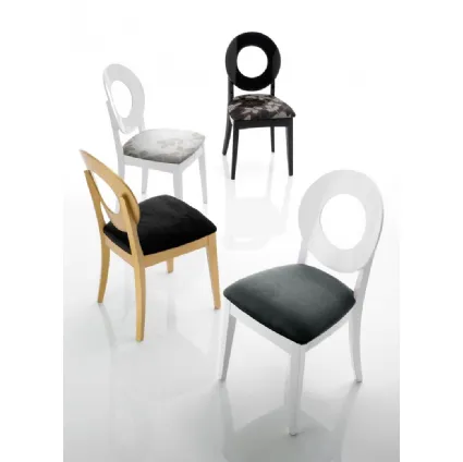 Sedia Duchessa con struttura in legno e rivestimento in ecopelle o tessuto Eurosedia