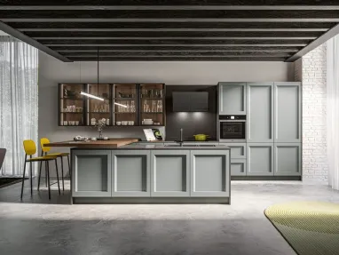 Cucina Moderna con isola in laccato poro aperto Grigio perla e penisola in finitura Rovere safari Frida Modern di Arredo3