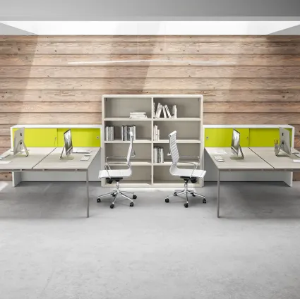 Scrivania Operativa Loft 05 con armadietto ad anta scorrevole colorato di Colombini Office