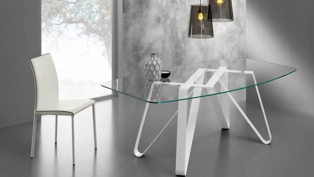 Tavolo di design in vetro e metallo Axel di Eurosedia